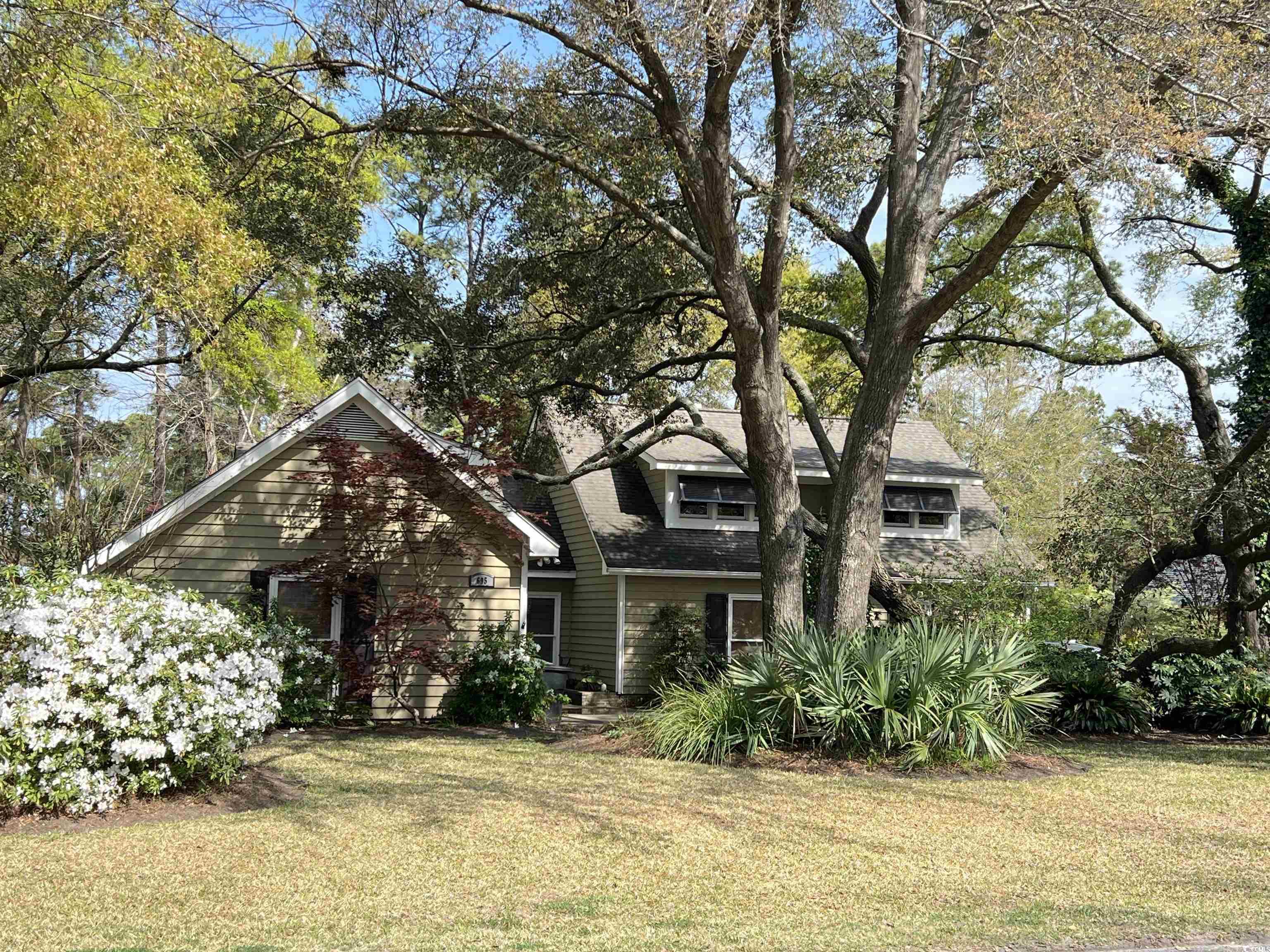695 Country Club Dr., Pawleys Island