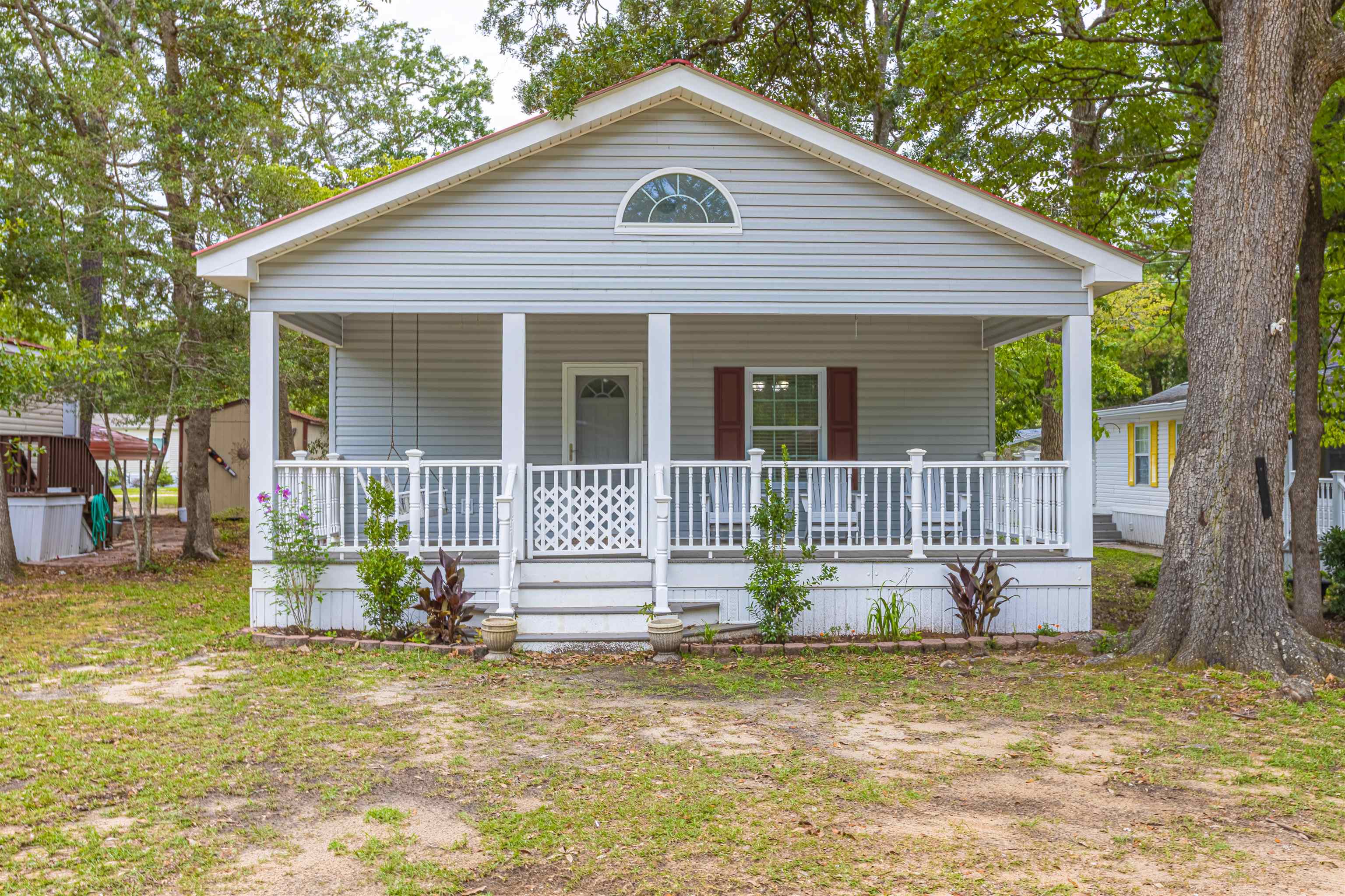 517 Porter Dr., Garden City Beach