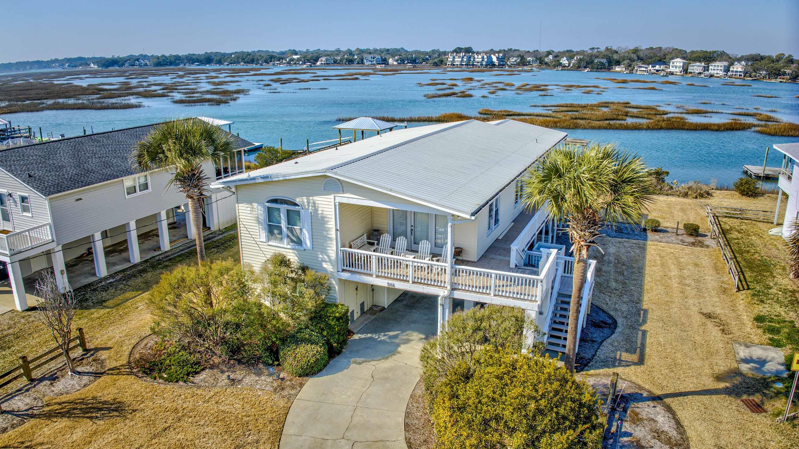 566 Yucca Ave., Garden City Beach