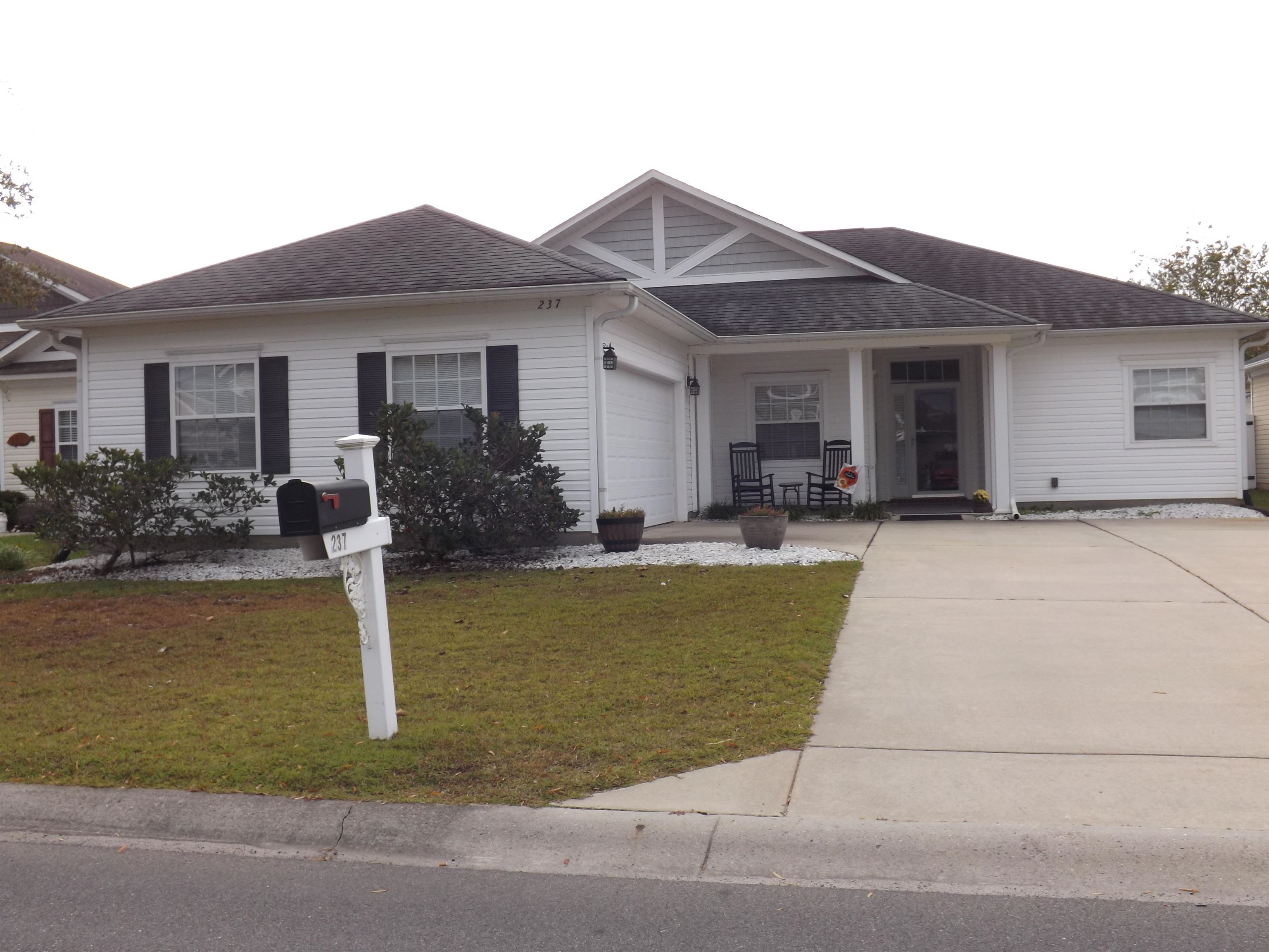 237 Cloverleaf Dr., Longs