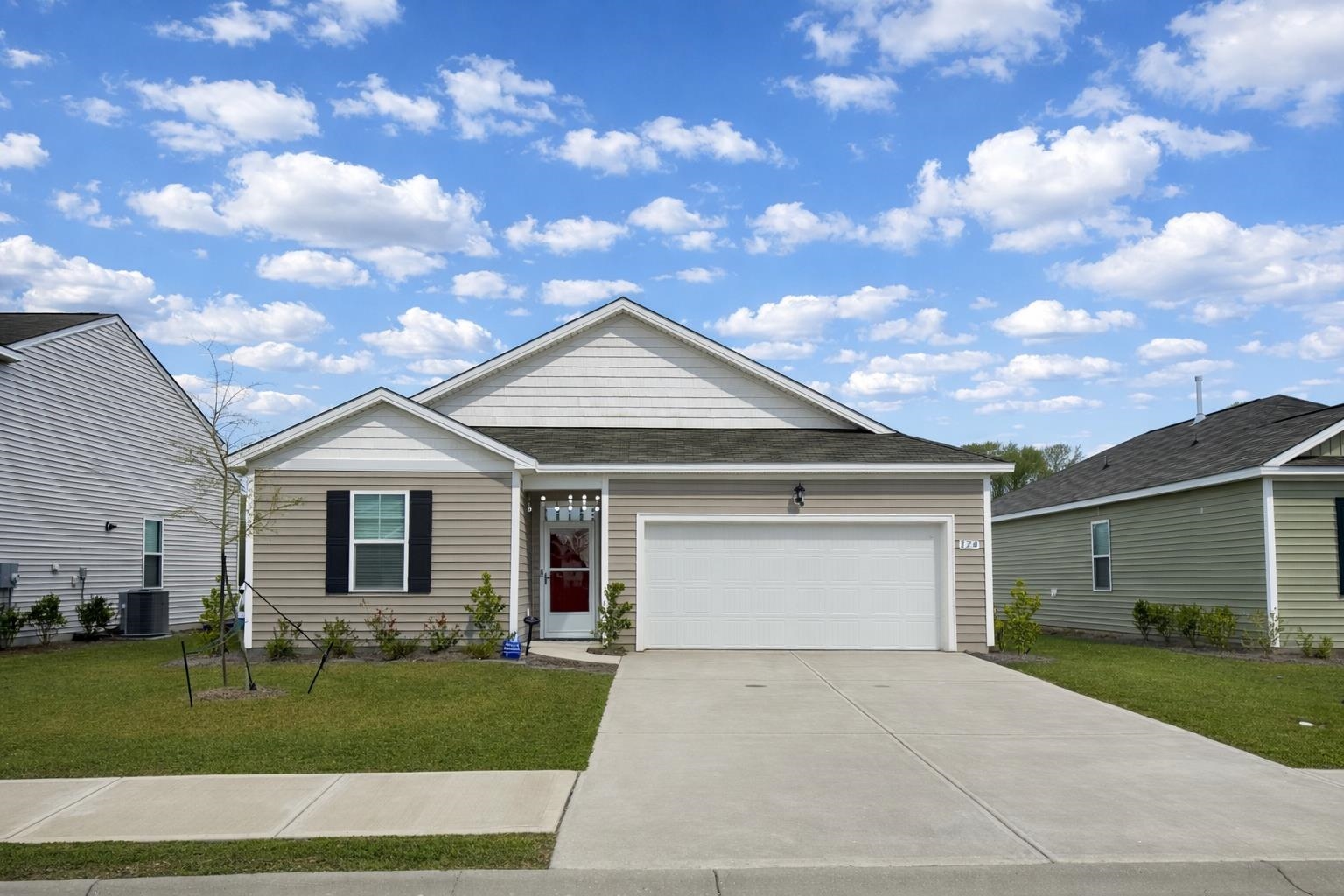 174 Honey Jar Way, Longs