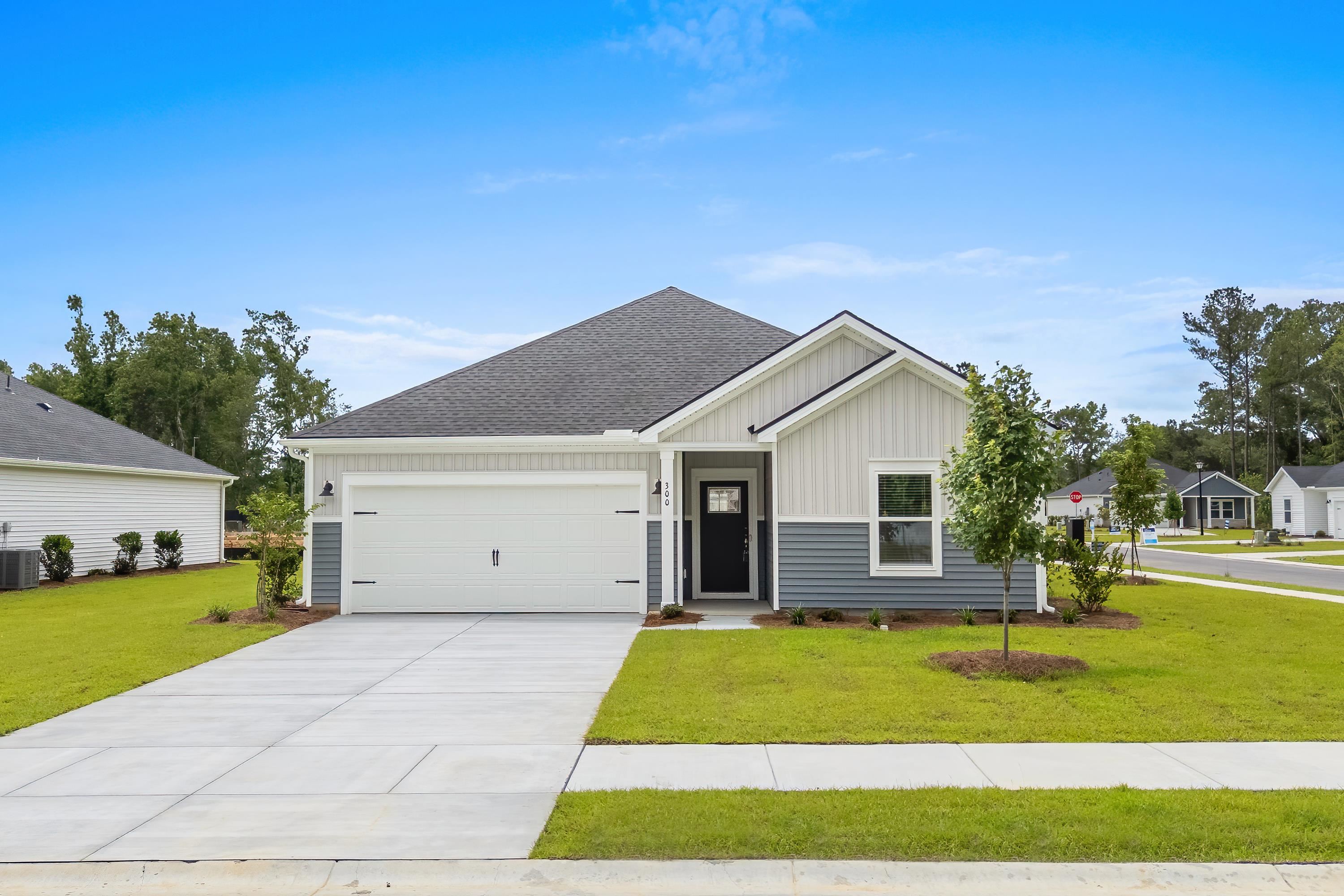 300 Jessamine St., Longs