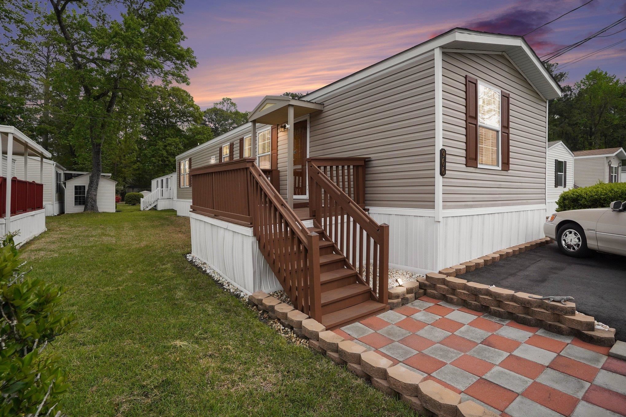 966 Periwinkle Pl., Myrtle Beach