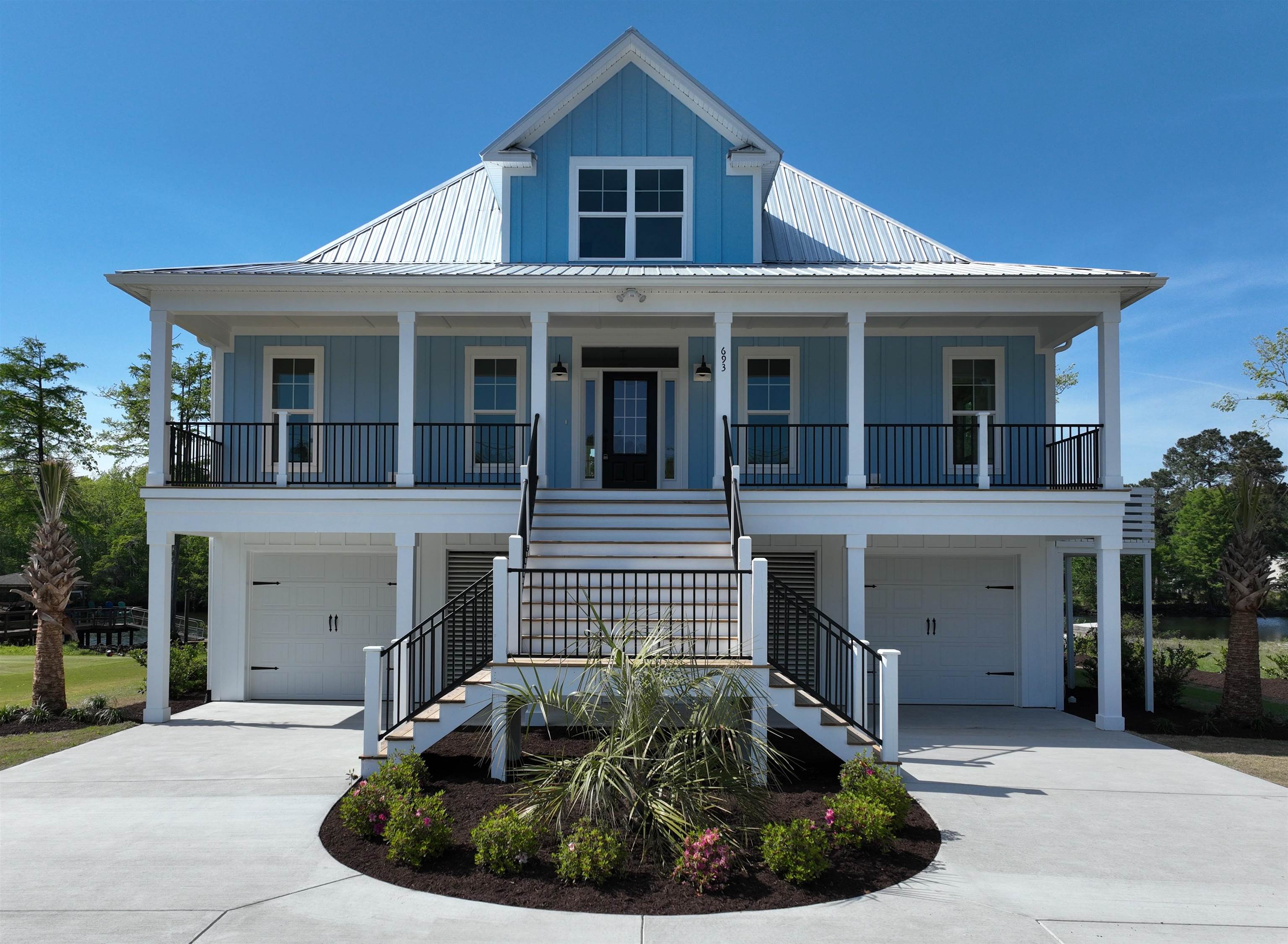 693 W Oak Circle, Myrtle Beach