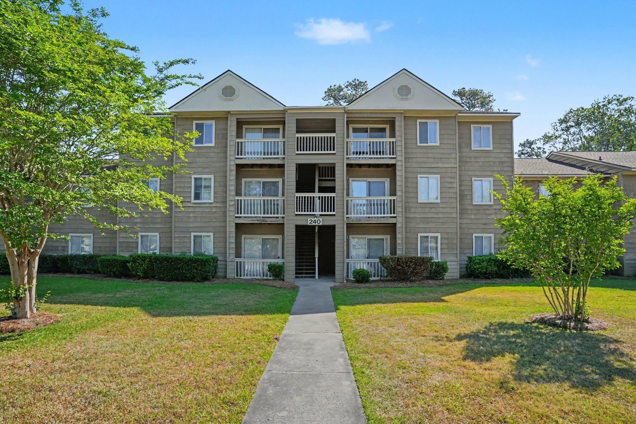 240-J Myrtle Greens Dr., Conway