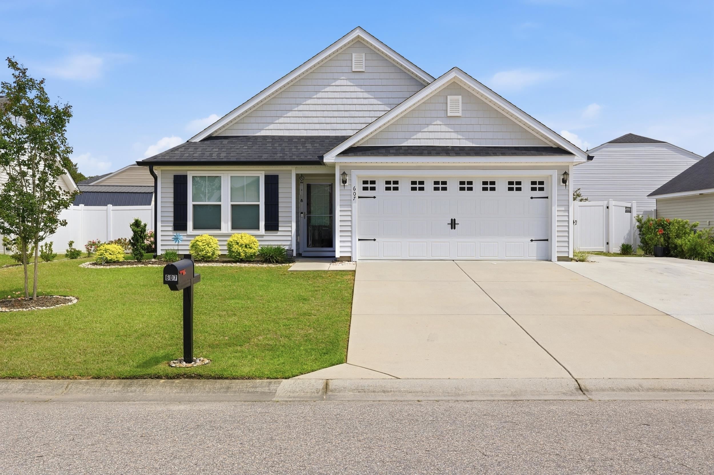 607 Trap Shooter Circle, Longs