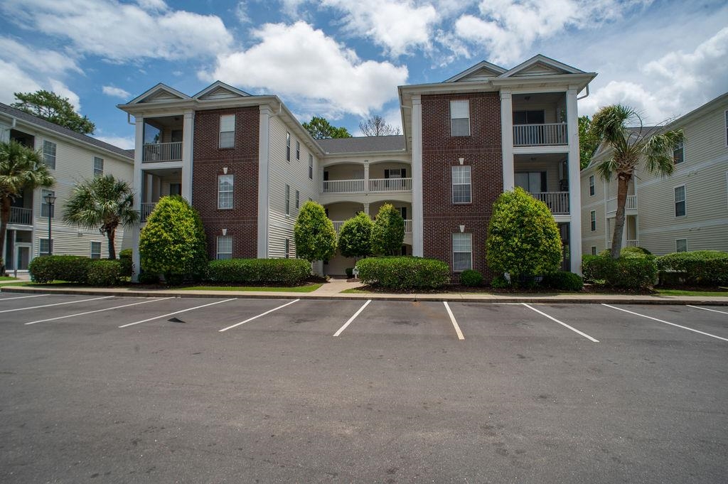 498 River Oaks Dr., Myrtle Beach
