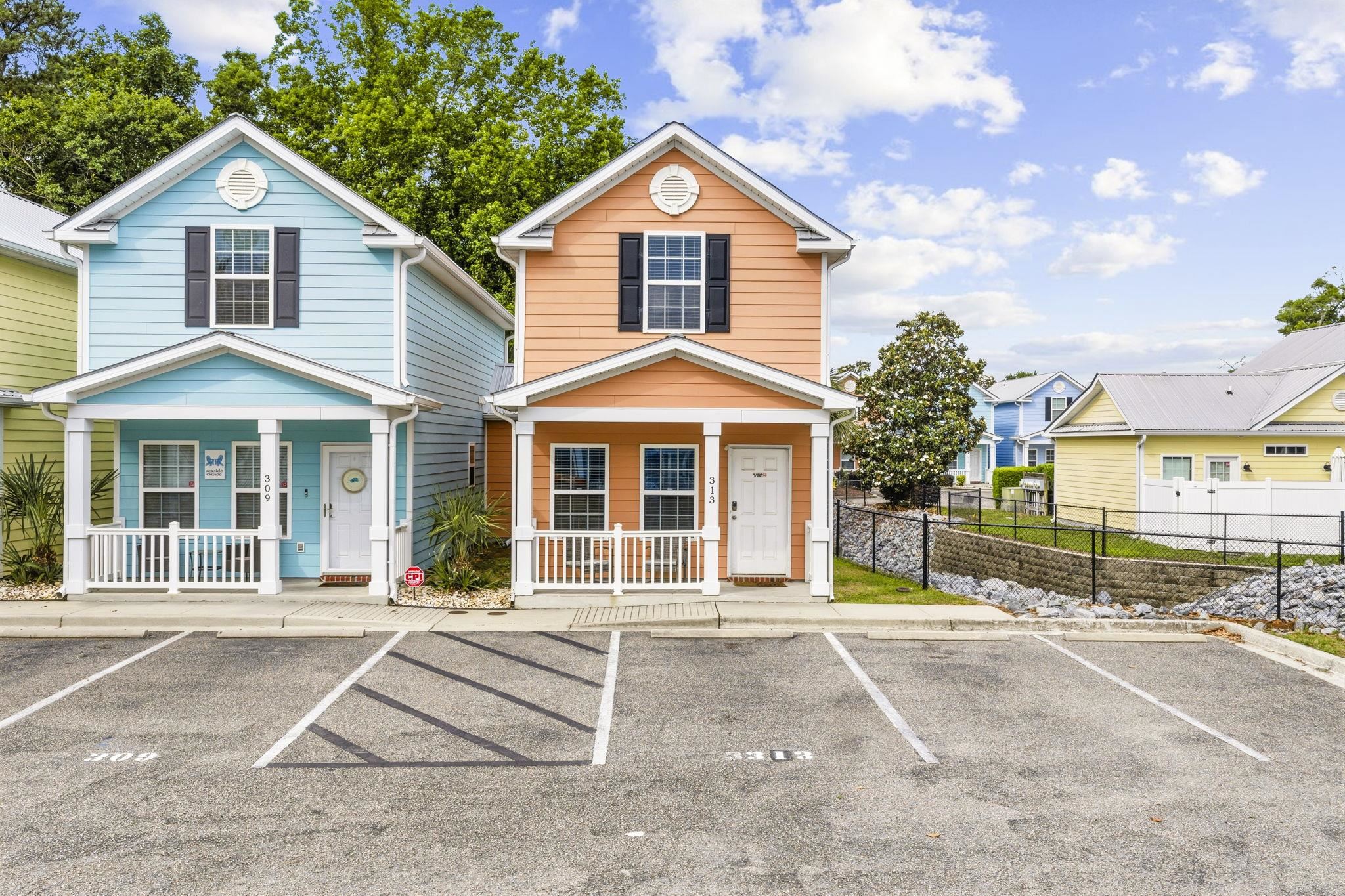 Homes for sale in Gulfstream Cottages