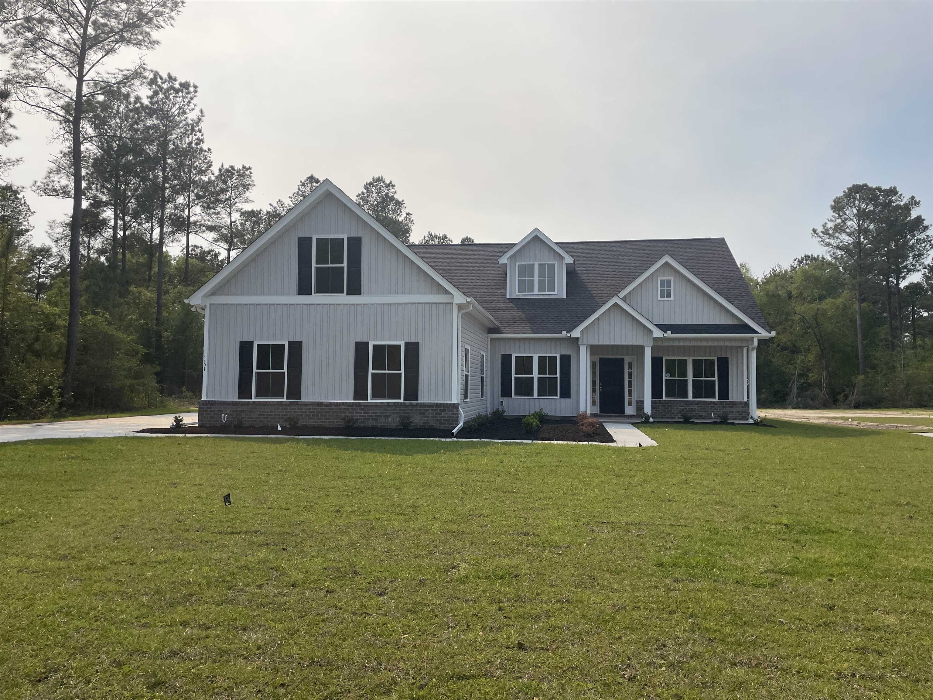 1417 Loop Circle, Longs