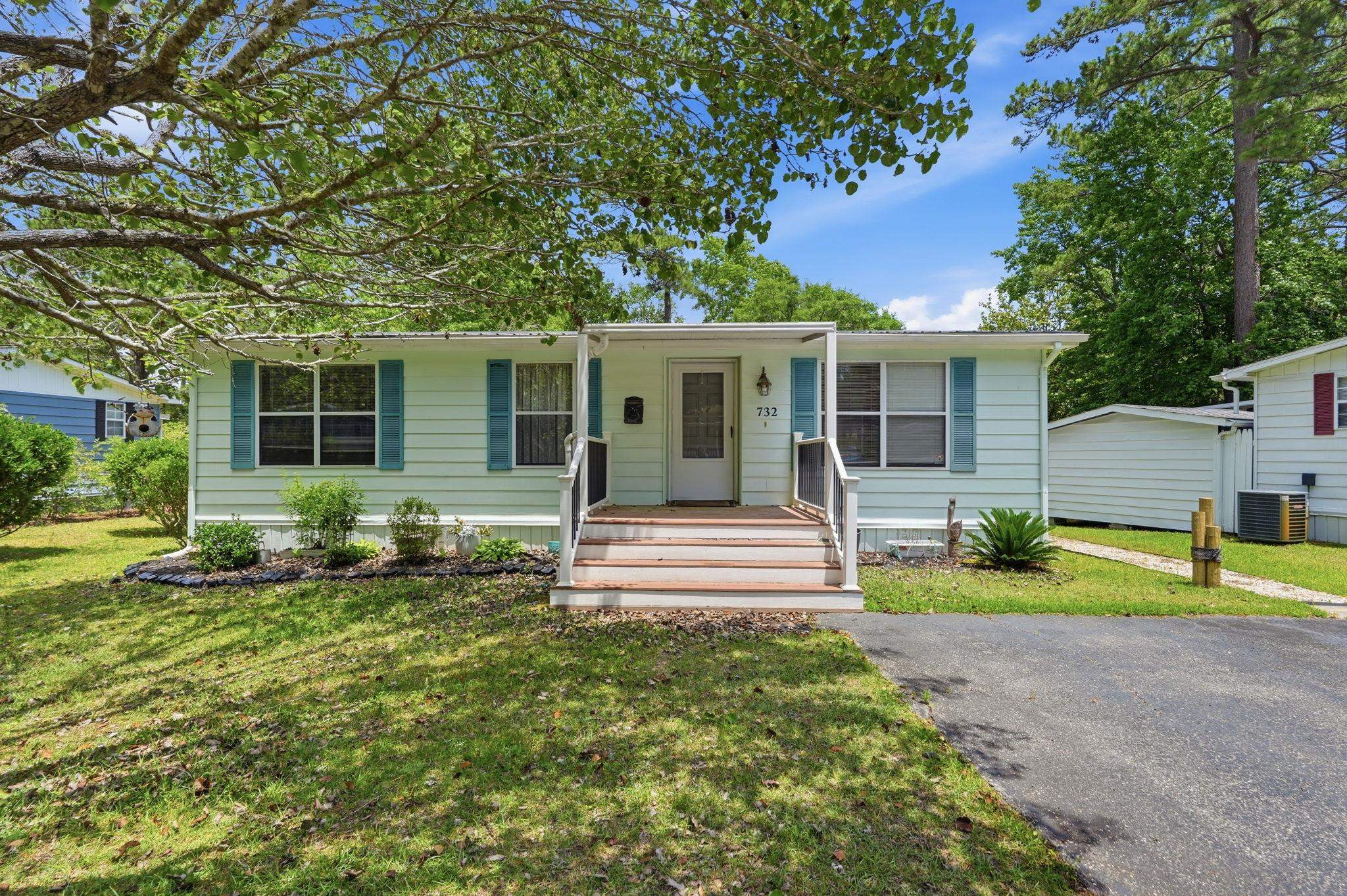 732 Raleigh Trail, Murrells Inlet
