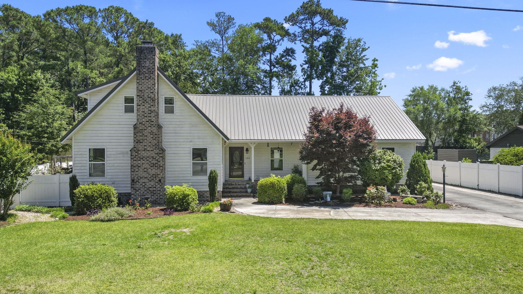 104 Clemson Rd., Conway