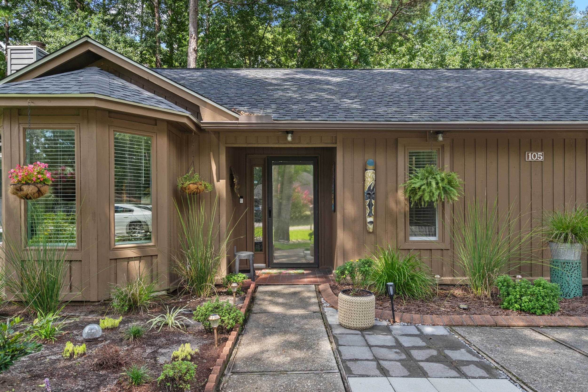 105 Hickory Dr., Conway