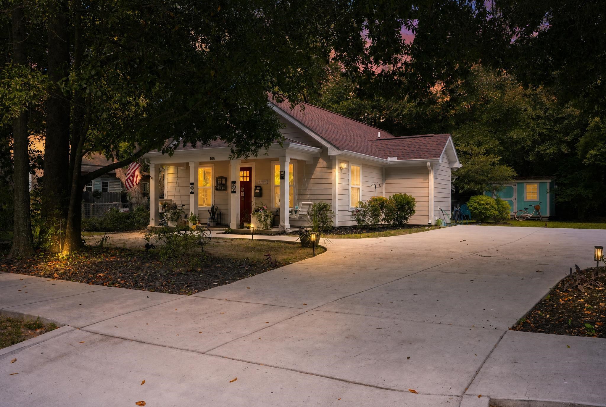 105 S Kaminski St., Georgetown