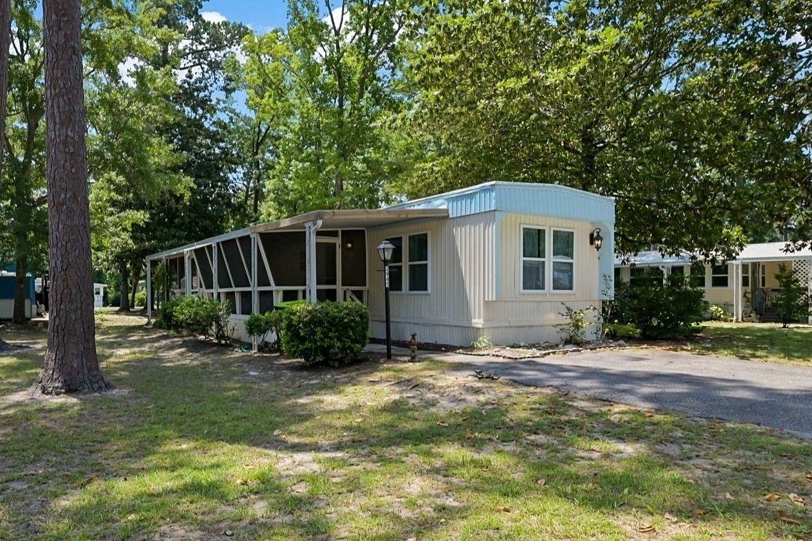 2945 Clemson Dr., Murrells Inlet