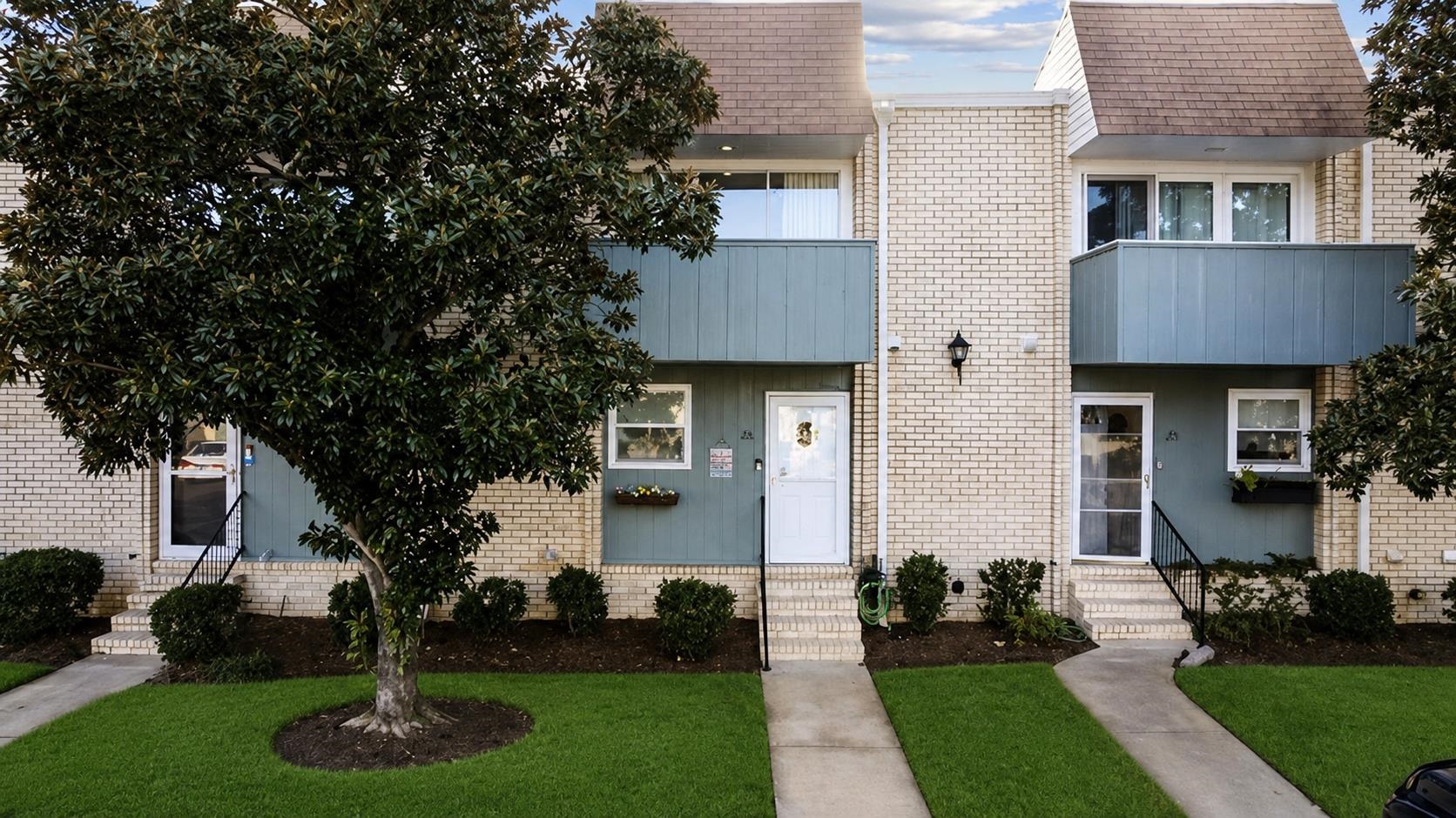 Homes for sale in Roundtree Vl