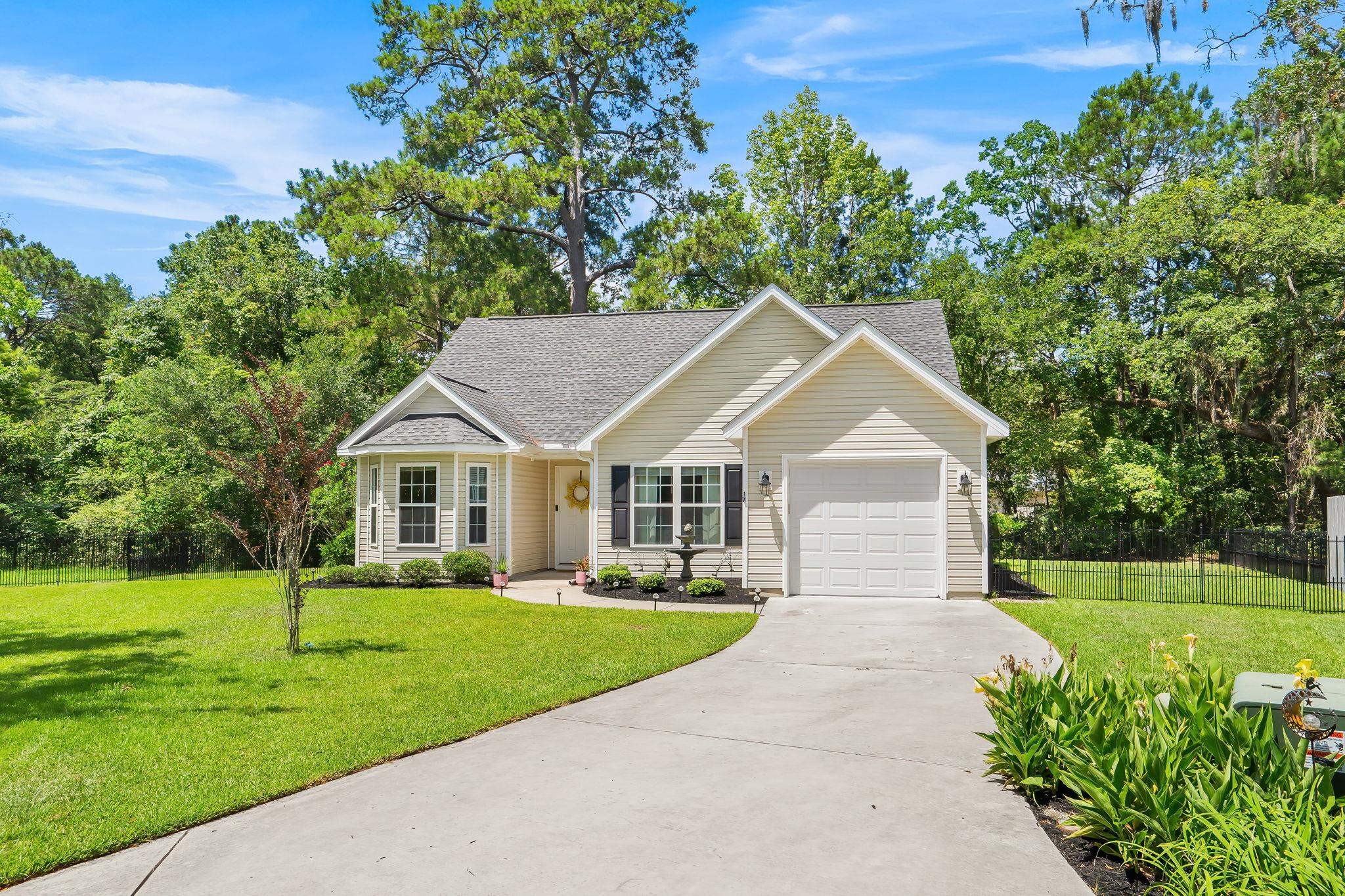 17 Sedley Ct., Georgetown