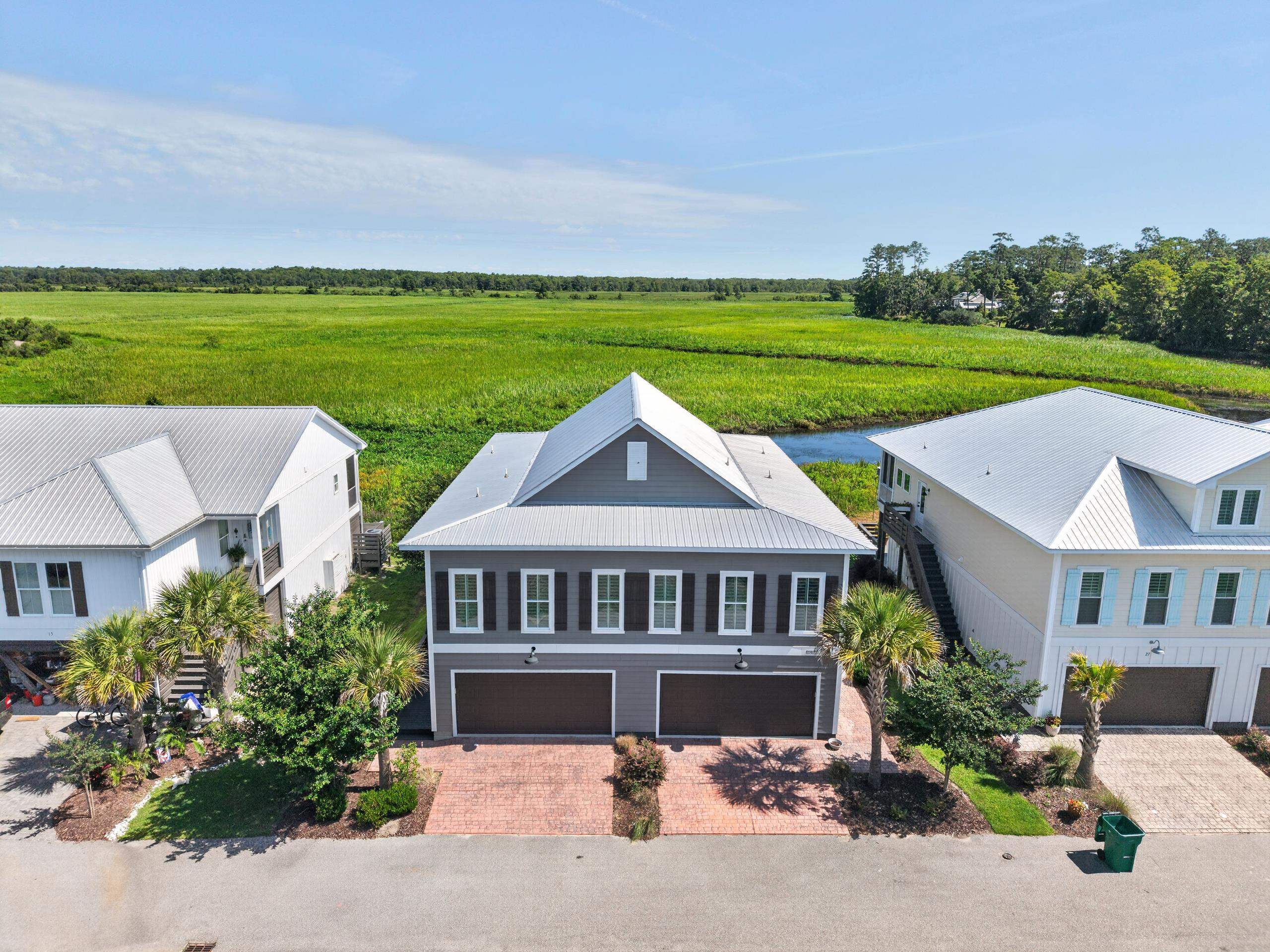 Homes for sale in Litchfield Plantation