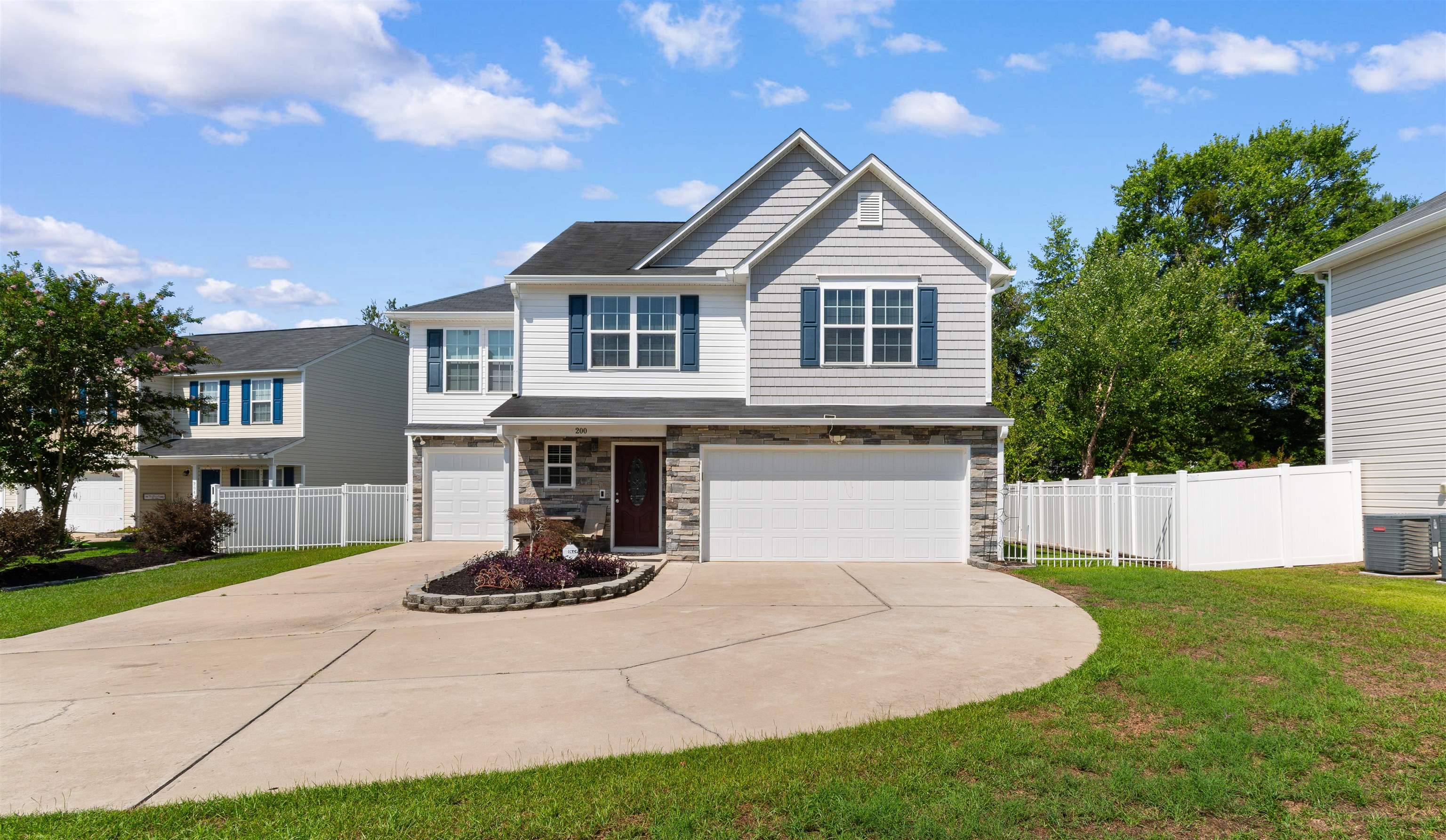 200 Davis Ct., Little River