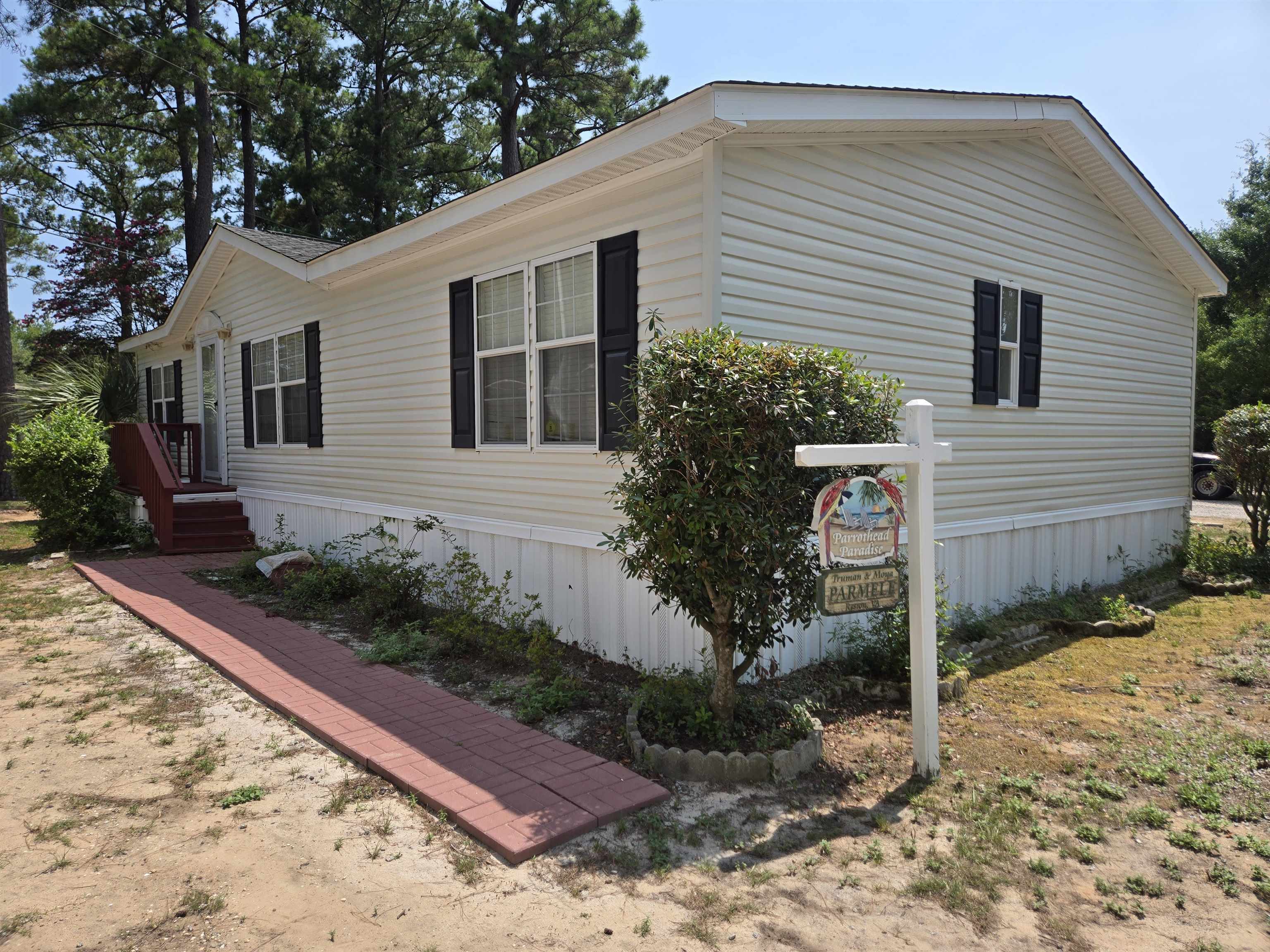 451 E Banks Dr., Garden City Beach