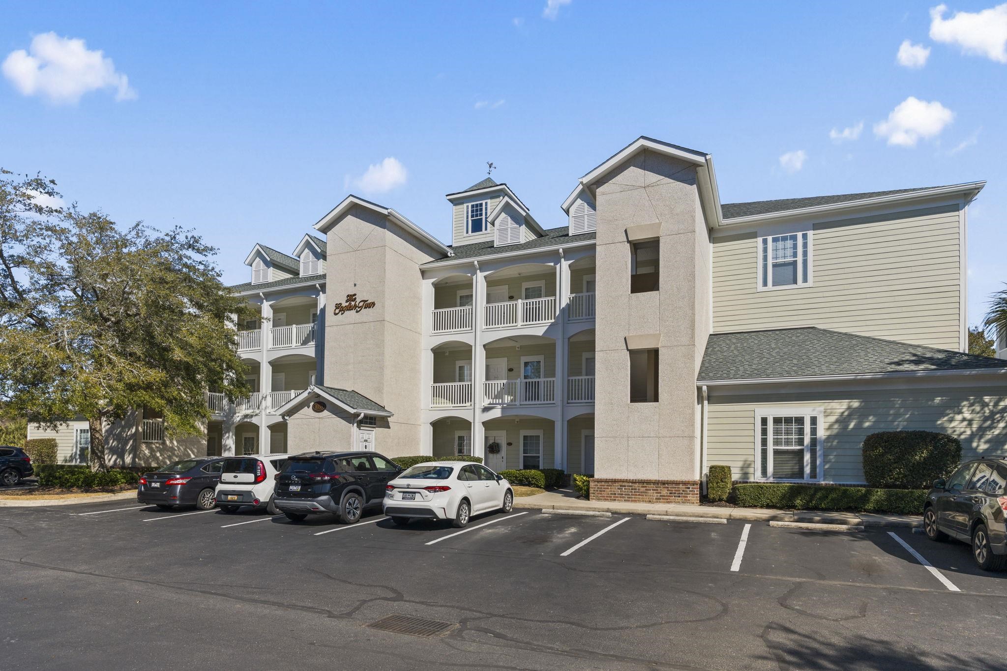 Homes for sale in World Tour