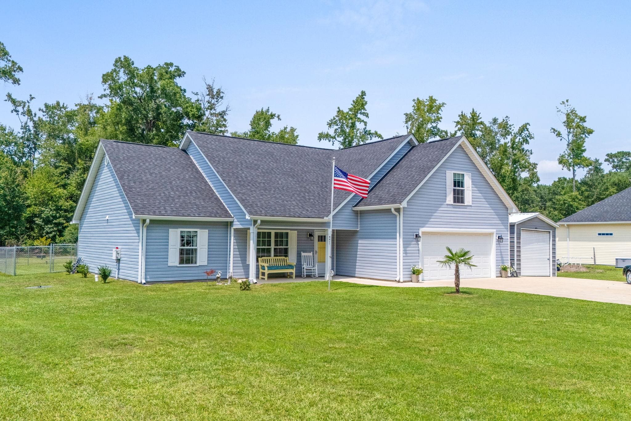 4457 Woodyard Bay Rd., Loris